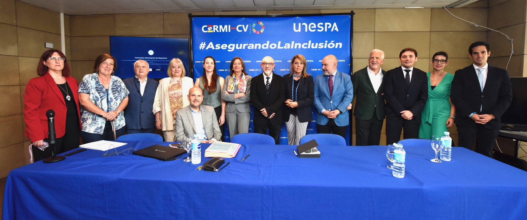 foto família membres de CERMICV i UNESPA junt
